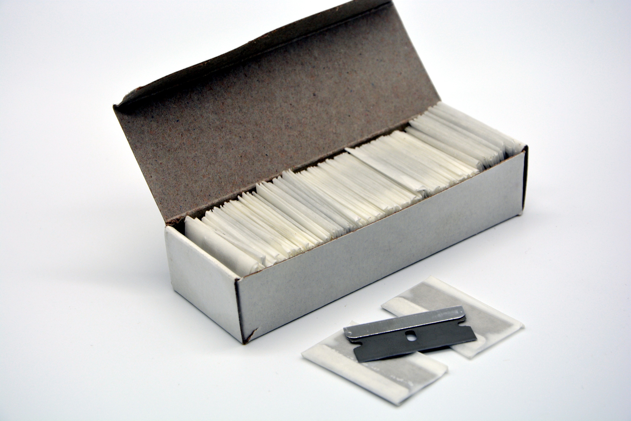 L-001 Лезвия GEM для скребка 100шт (урал) (1шт.)