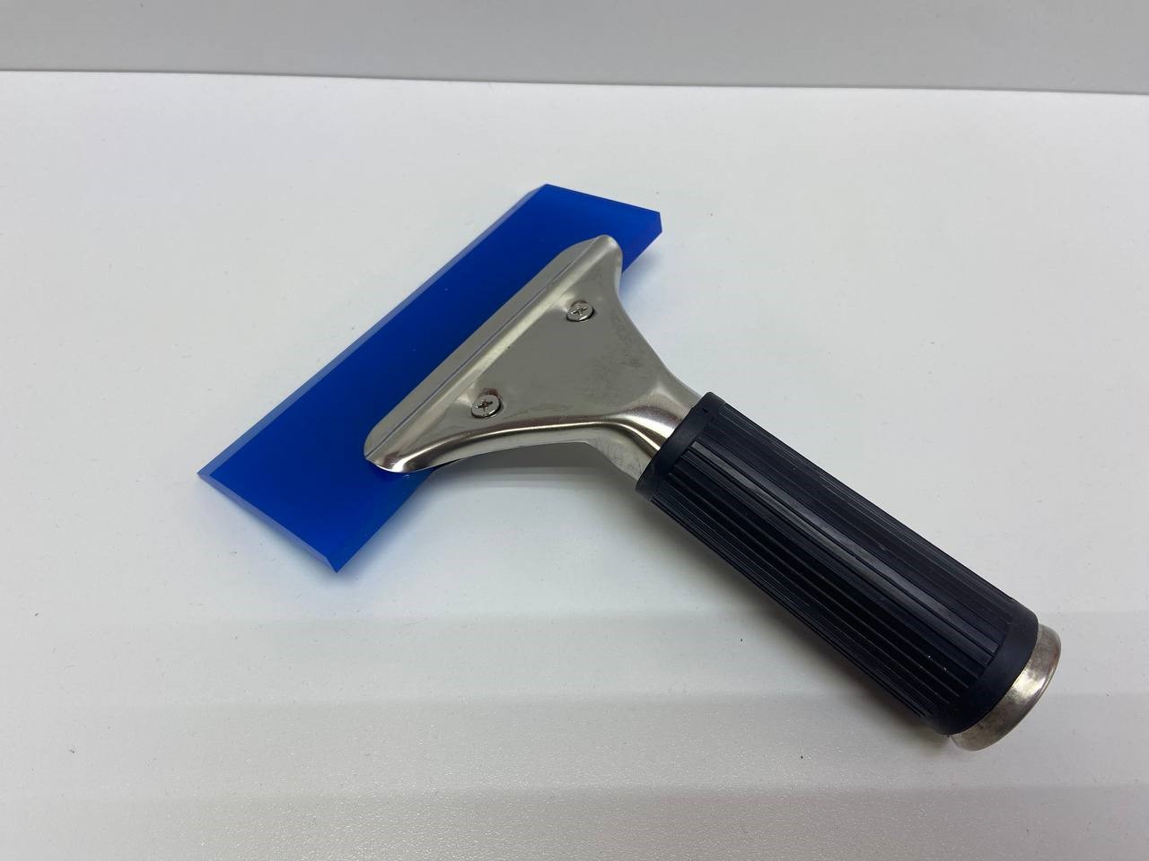 Металлическая выгонка с полиуретановой синей вставкой blue max(16*13см)