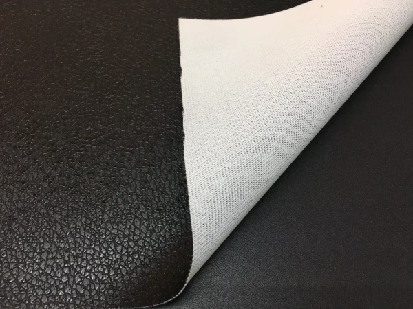 Винилискожа Аква структурная ЧЕРНАЯ ширина 1,4м толщина 0,9мм