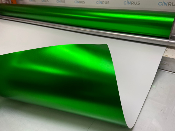 Пленка ПВХ САТИНОВЫЙ МАТОВЫЙ ХРОМ (светло-зеленый, изумрудный) ROMANI Satin Matte LIGHT GREEN 1,52*18м.