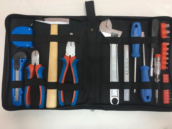 Набор слесарного инструмента № 18 (НИЗ)