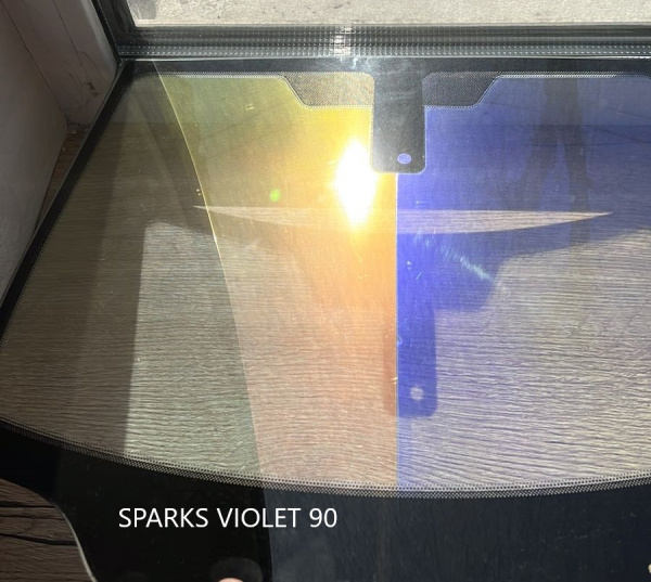 Пленка тонировочная SPARKS VIOLET 90 (1,52*30м.) хамелеон Пленка тонировочная SPARKS VIOLET 90 (1,52*30м.) хамелеон
