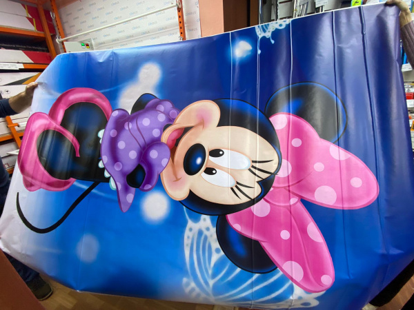 Наклейка, пленка на клею,декор "Минни Маус" 1,35*1,9м, 118мкм