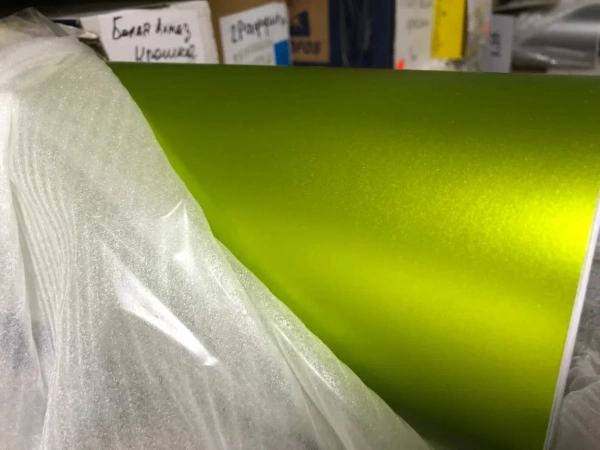 Пленка матовый хром желтый лайм 1,52*20м  (Yellow lime) 5 star