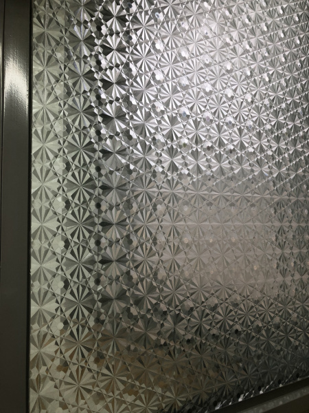 Пленка витражная статическая МН01 90см х 50м.