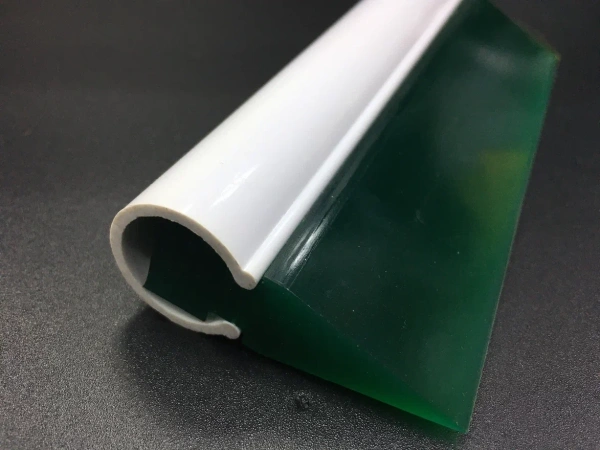 Выгонка желтая "турбо" 14см мягкая зеленая