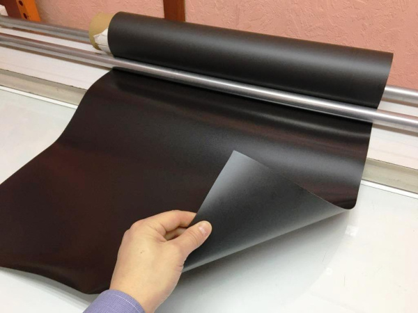 Магнитный винил без клея (0'4мм*620мм*30м)