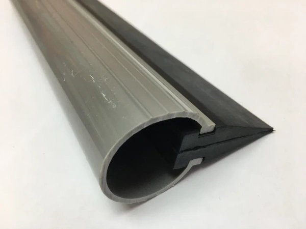 Выгонка широкая GT 119, черная резиновая s081 (ширина 23см) турбо